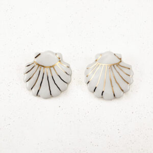Mira White Sea Shell Studs